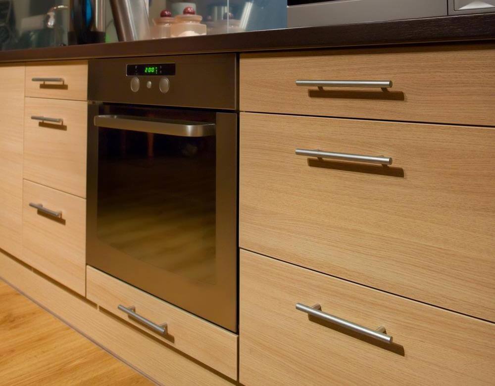 light-wood-modern-kitchens